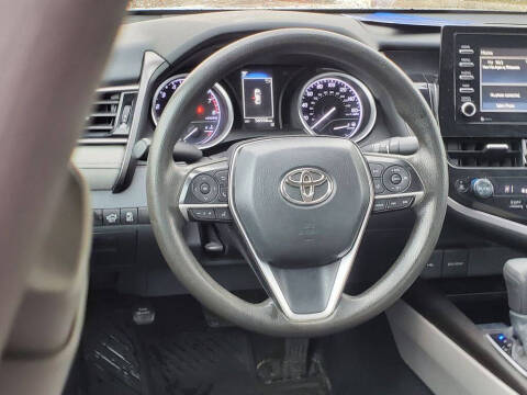 2022 Toyota Camry LE