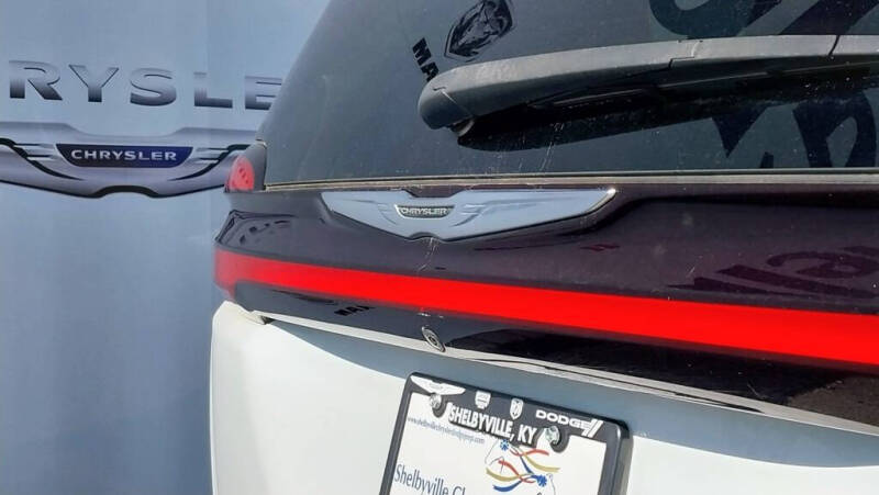 2021 Chrysler Pacifica Touring L