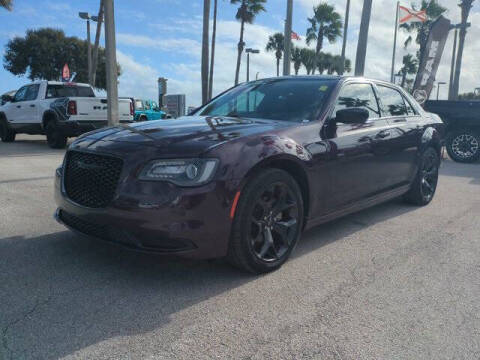 2021 Chrysler 300 Touring