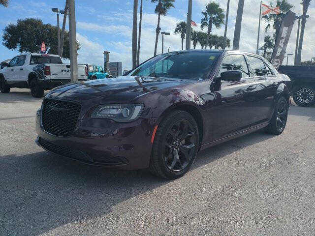 2021 Chrysler 300 Touring
