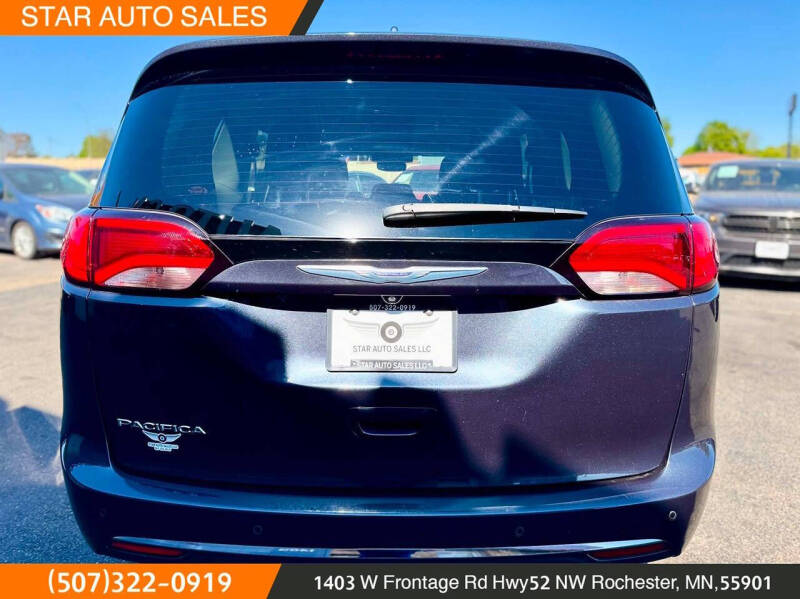 2020 Chrysler Pacifica Touring