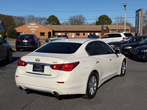 2015 Infiniti Q50 Premium