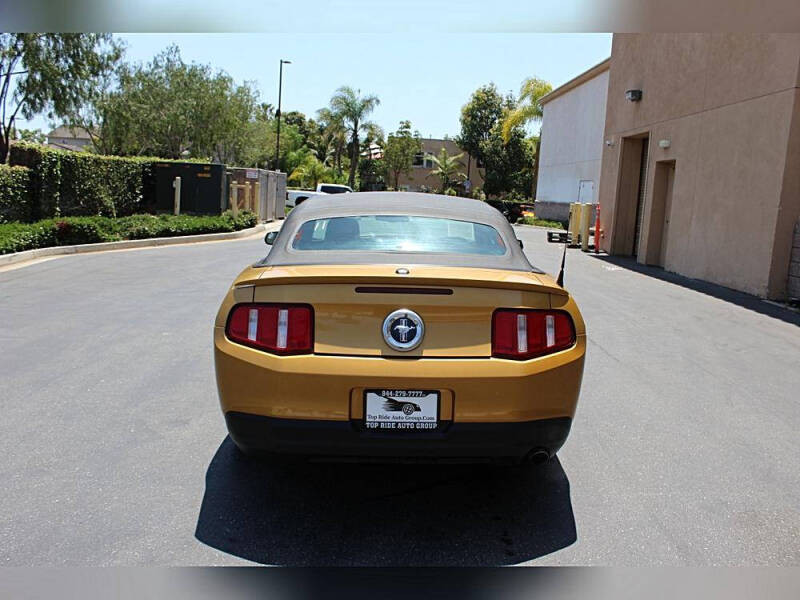 2010 Ford Mustang