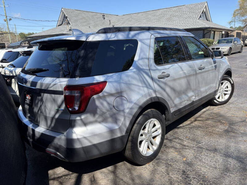 2016 Ford Explorer