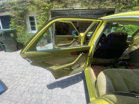 1981 Mercedes-Benz 280-Class 280 E