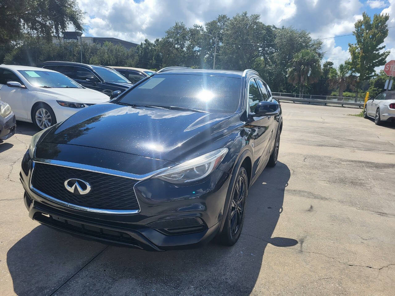 2017 INFINITI QX30 for sale at FAMILY AUTO BROKERS in Longwood, FL