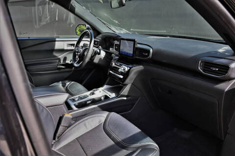 2021 Ford Explorer ST