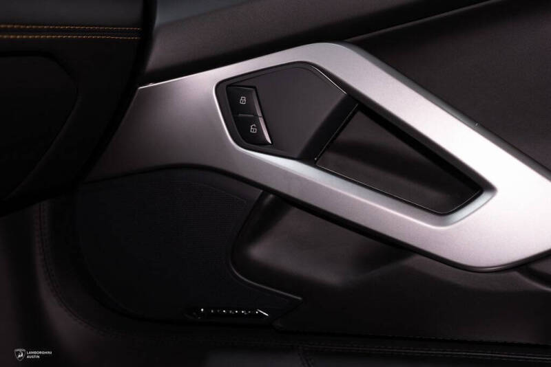 2019 Lamborghini Aventador LP 740-4 S