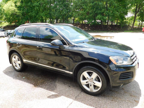 2013 Volkswagen Touareg for sale at Macrocar Sales Inc in Uniontown OH