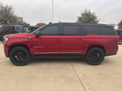 2023 GMC Yukon XL Denali Ultimate