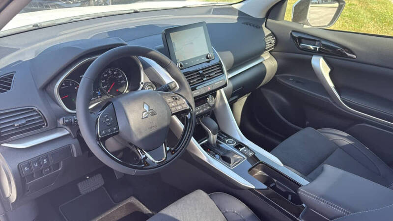 2025 Mitsubishi Eclipse Cross SE