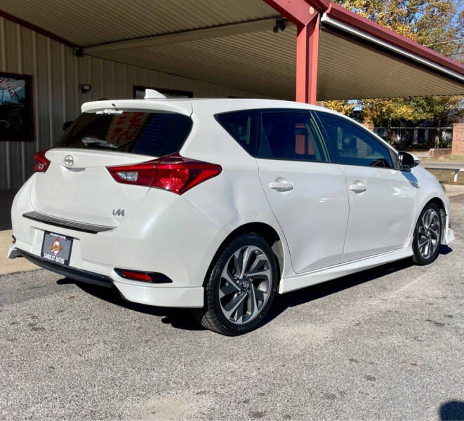2016 Scion iM