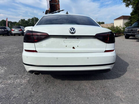 2018 Volkswagen Passat 2.0T SE