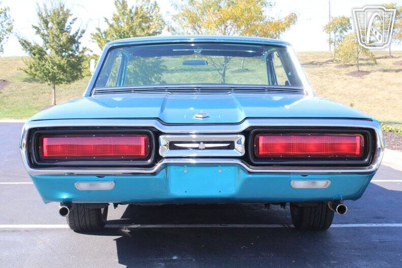 1965 Ford Thunderbird