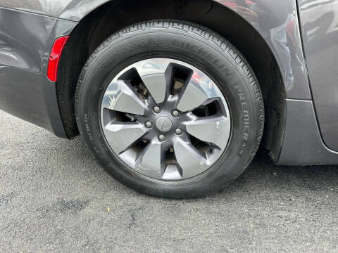 2018 Chrysler Pacifica Hybrid Limited