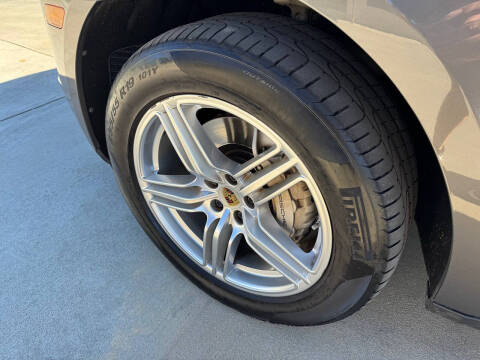 2015 Porsche Macan S