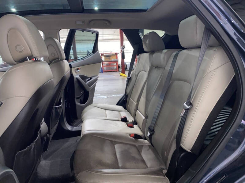 2017 Hyundai Santa Fe Sport 2.0T Ultimate