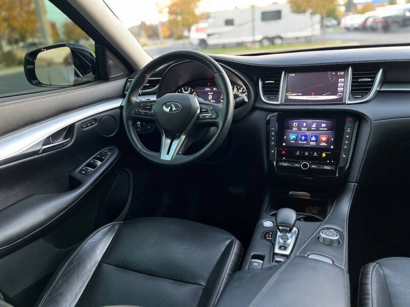 2019 Infiniti QX50 Essential