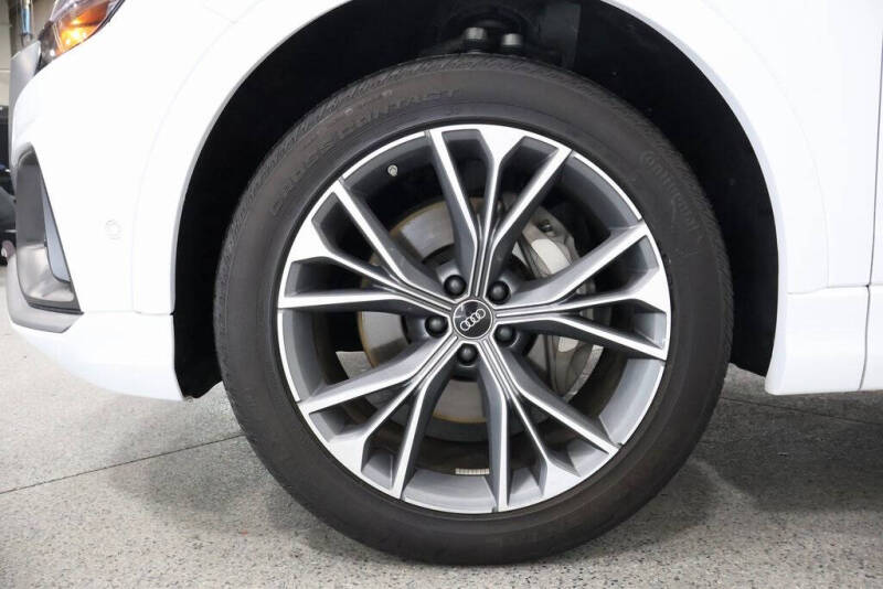 2023 Audi Q8 quattro Premium Plus 55 TFSI