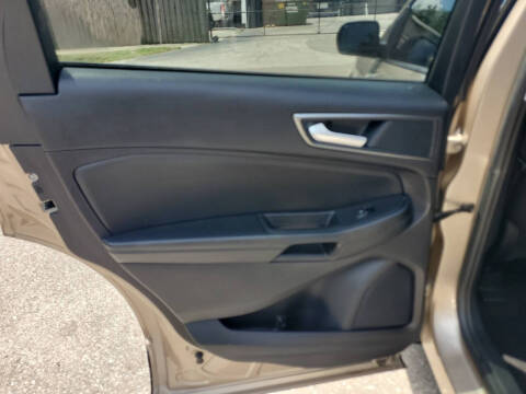 2020 Ford Edge SE