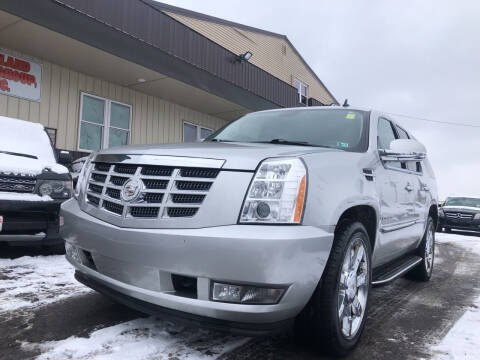 2010 Cadillac Escalade for sale at Six Brothers Mega Lot in Youngstown OH