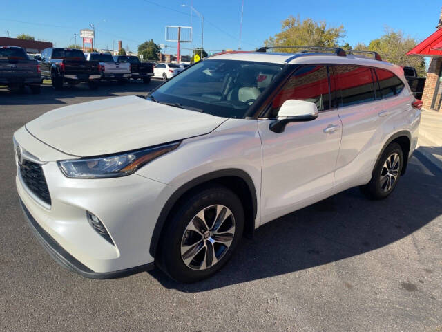 2020 Toyota Highlander for sale at OKC Auto Direct, LLC in Oklahoma City , OK