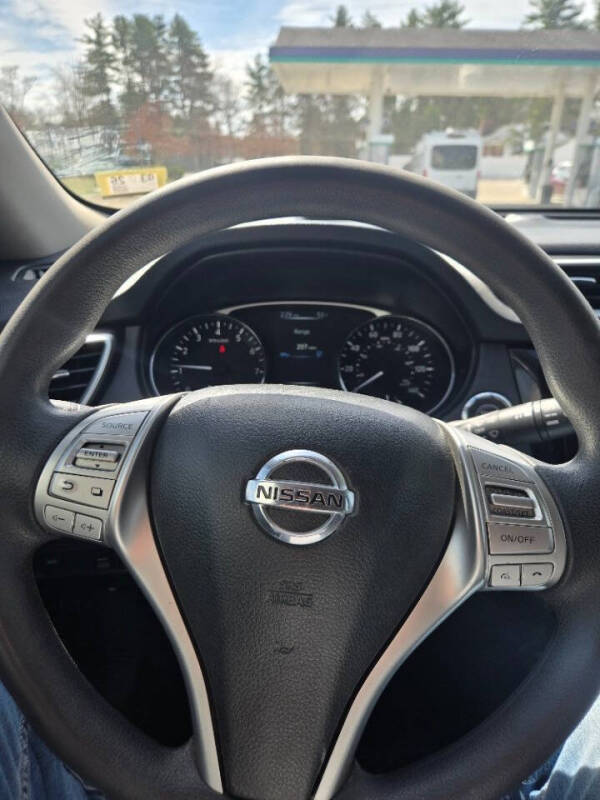 2015 Nissan Rogue SV
