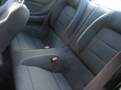 2017 Ford Mustang V6