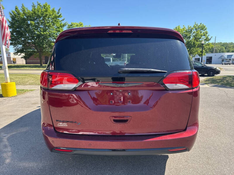 2019 Chrysler Pacifica Touring L Plus
