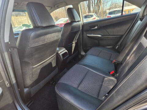 2014 Toyota Camry SE