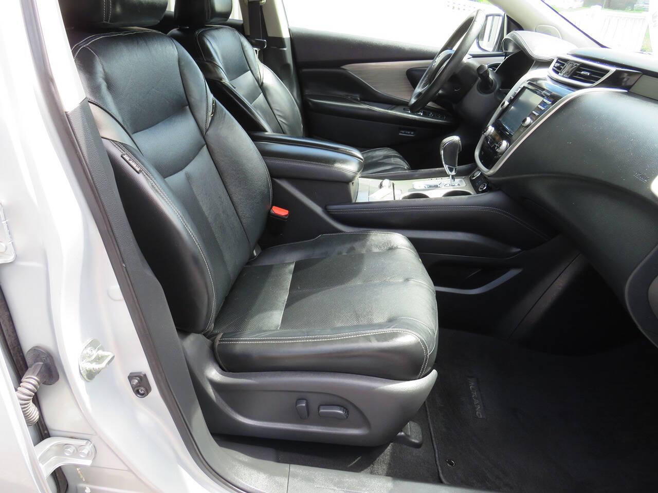 2015 Nissan Murano for sale at Colbert's Auto Outlet in Hickory, NC