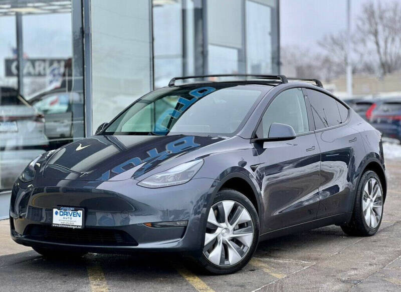 2023 Tesla Model Y Long Range