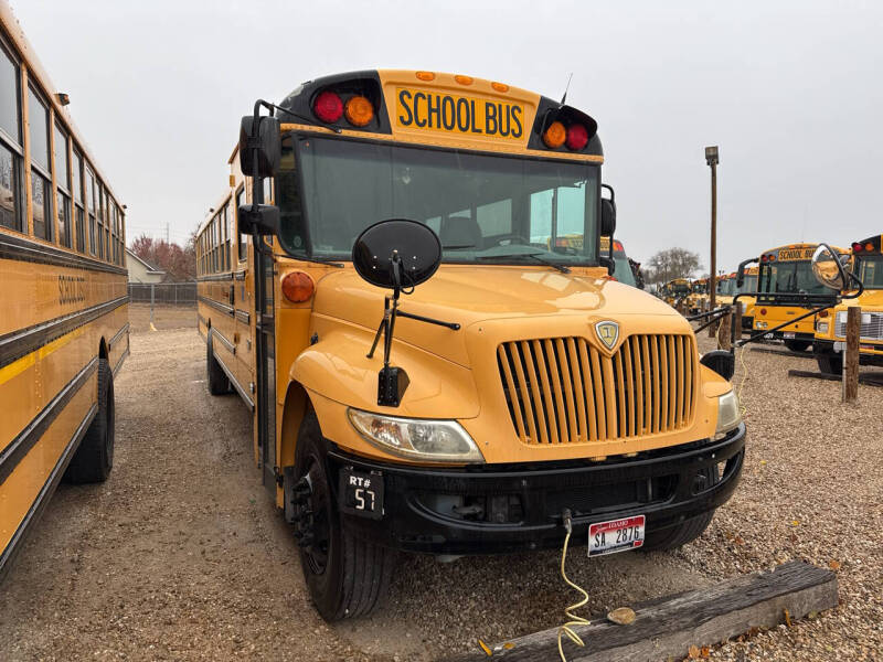 2011 IC Bus CE Series