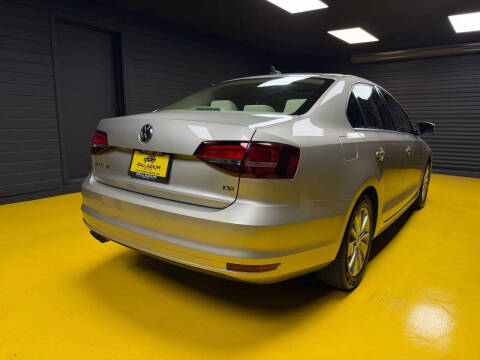 2016 Volkswagen Jetta