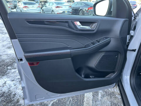 2025 Ford Escape ST-Line Select