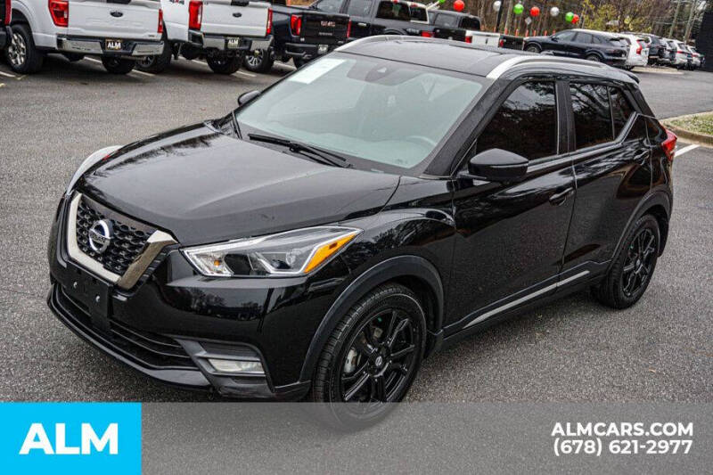 2020 Nissan Kicks SR