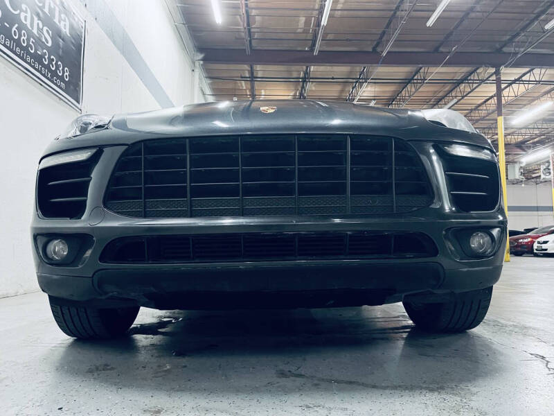 2017 Porsche Macan