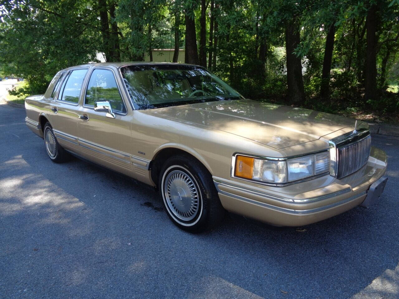 1991 Lincoln Town Car For Sale