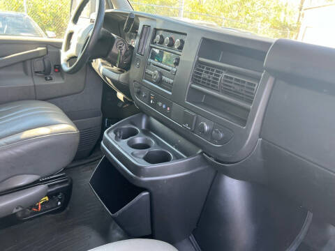2019 GMC Savana 2500