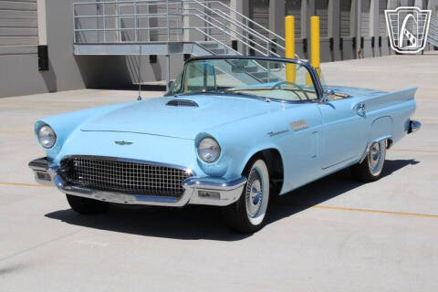 1957 Ford Thunderbird