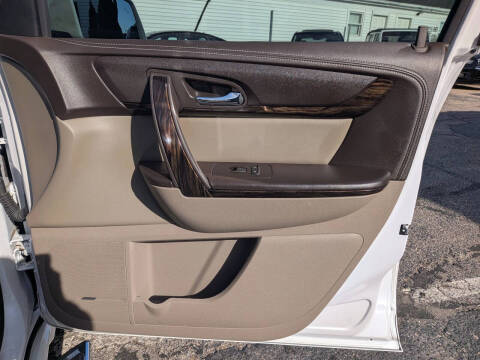 2016 GMC Acadia Denali