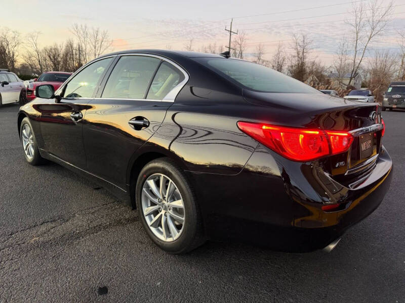 2015 Infiniti Q50 Premium
