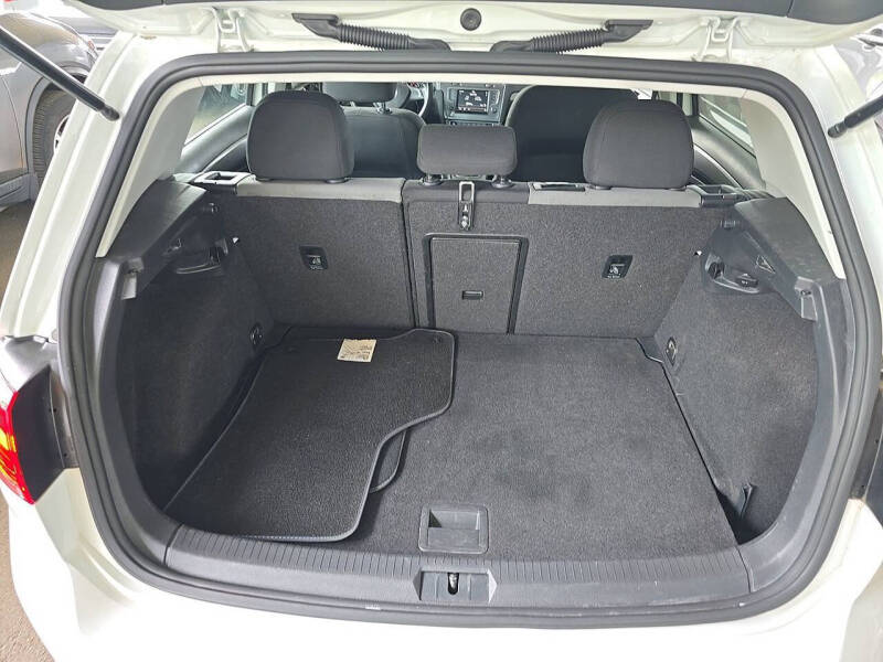 2016 Volkswagen e-Golf SE
