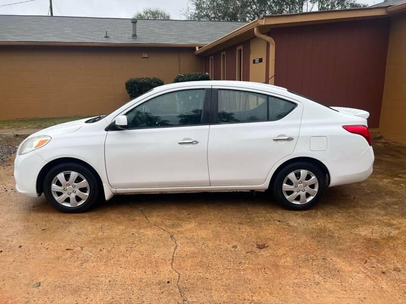 2013 Nissan Versa for sale at Efficiency Auto Buyers in Milton GA