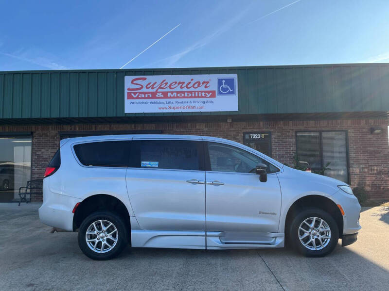 2024 Chrysler Pacifica Touring L