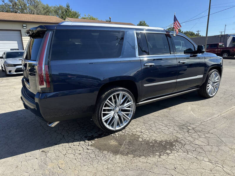 2018 Cadillac Escalade ESV Premium Luxury