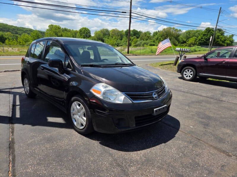 2010 Nissan Versa 1.8 S