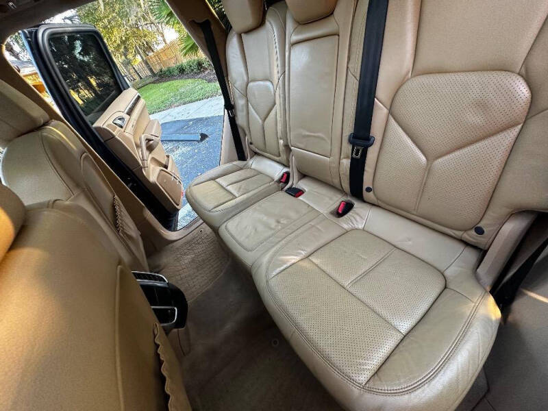 2013 Porsche Cayenne