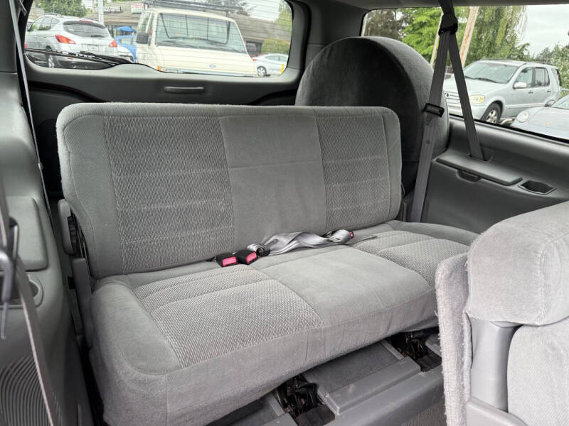 2004 Ford Excursion XLT