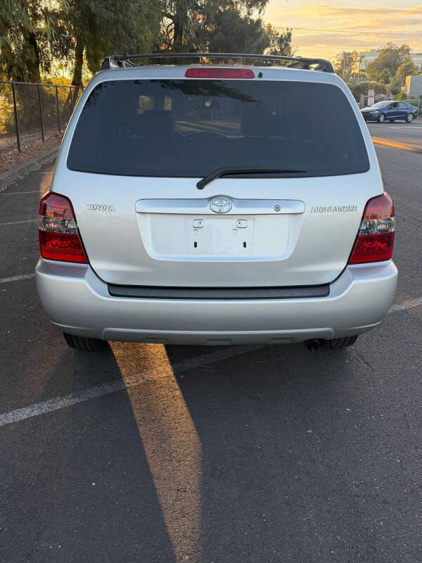 2004 Toyota Highlander